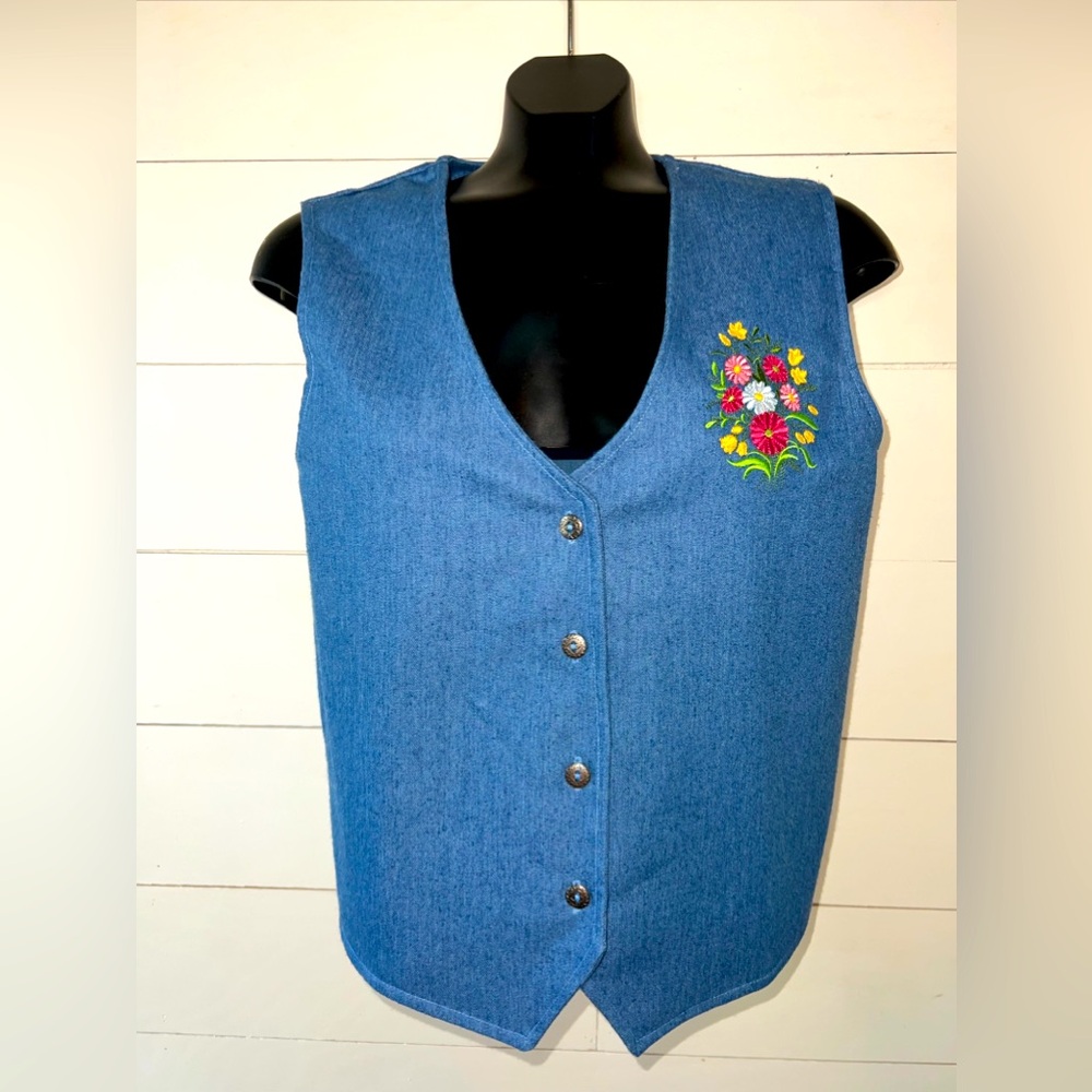 Vintage PFI Fashions Denim Vest Cotton USA floral embroidered small Cottage Core